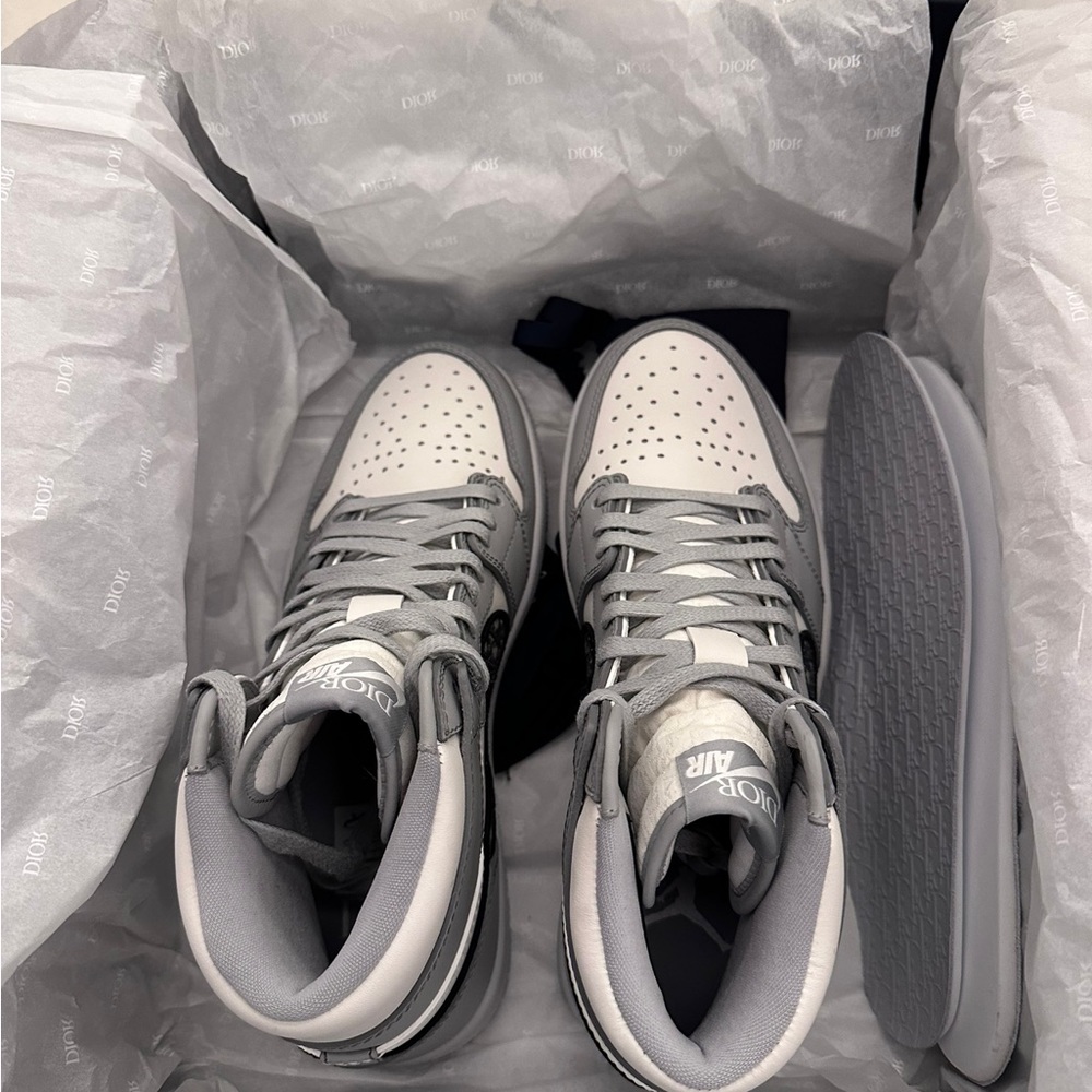 Jordan 1 Retro High Dior size 40 Men